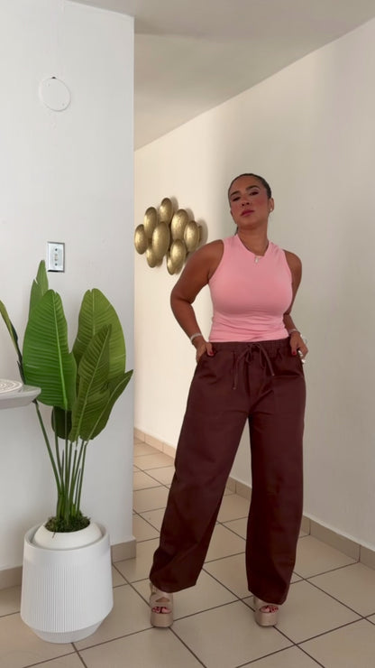 Alma Luxe Choco Brown Spandex Total Baggy Pantalòn con bolsillos. 100%